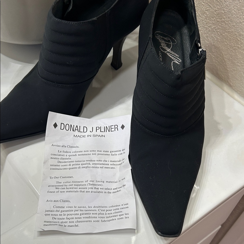 Donald J. Pliner Women's Sleek Black Heeled Boots beautiful shoes